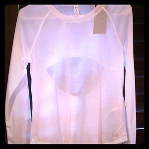 Women’s Under Armour shirt!